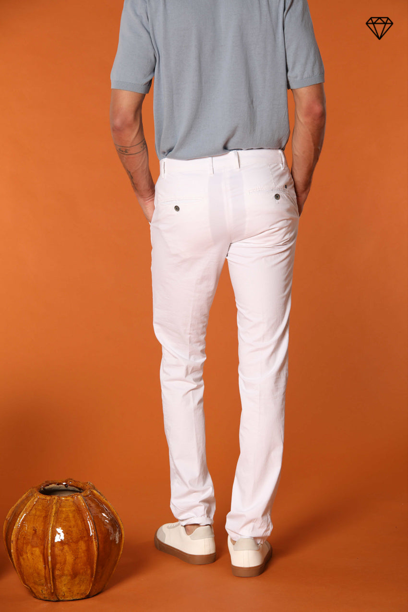 Milano Herren Chino Hose aus Pima-Baumwolle Extra Slim Fit ①