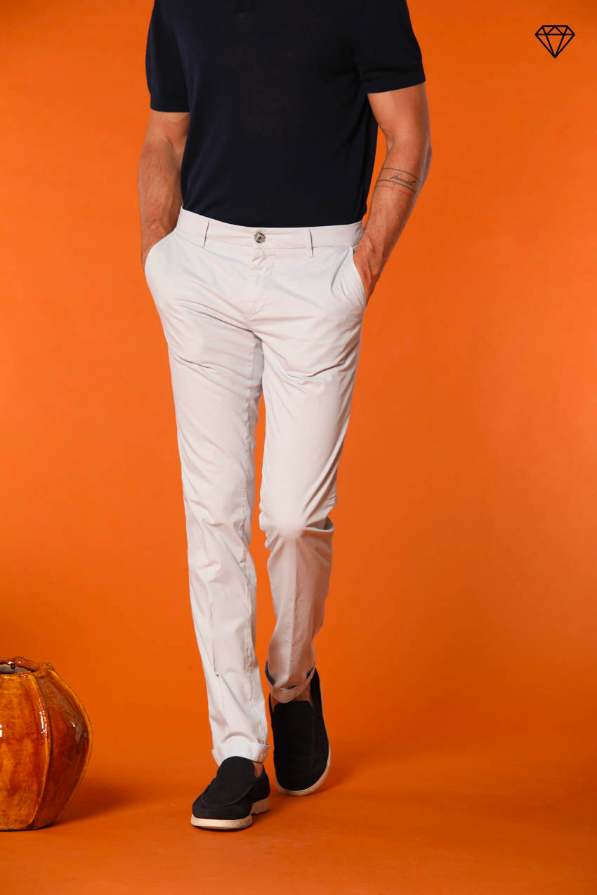 Milano Herren Chino Hose aus Pima-Baumwolle Extra Slim Fit ①