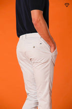 Milano Herren Chino Hose aus Pima-Baumwolle Extra Slim Fit ①