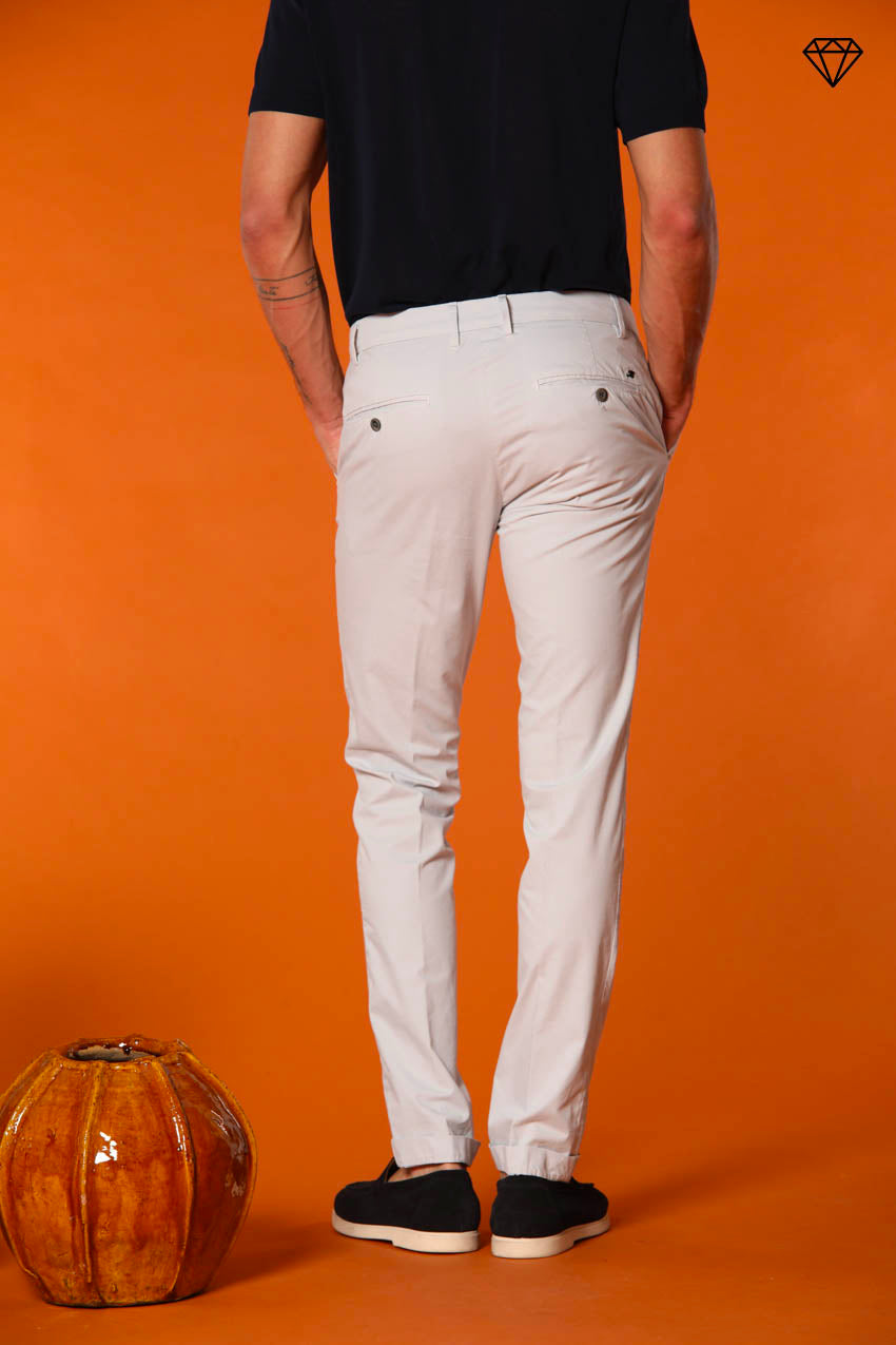 Milano Herren Chino Hose aus Pima-Baumwolle Extra Slim Fit ①