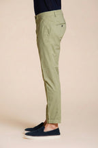 Milano pantalone chino uomo in gabardina stretch extra slim fit ①