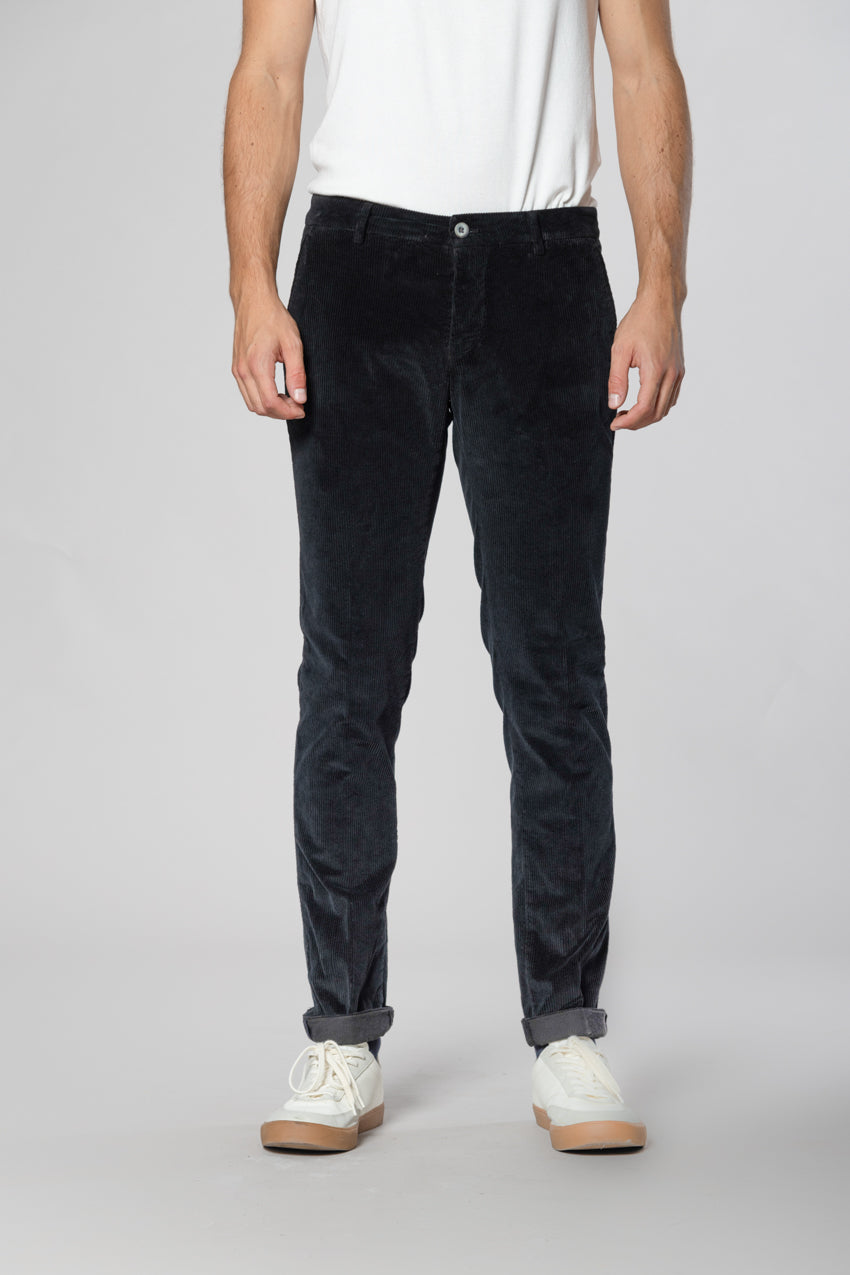 Milano Herren Chinohose aus 500-Rippen-Samt extra slim fit