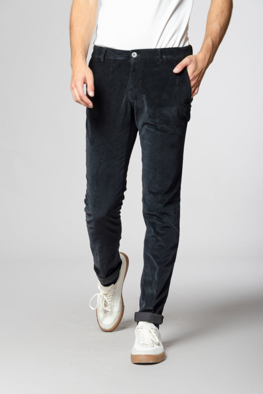 Milano Herren Chinohose aus 500-Linien-Velours extra slim fit