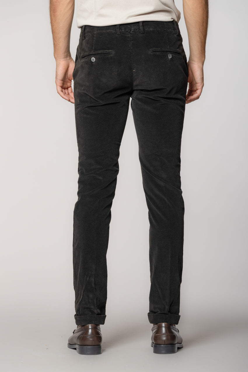 Milano Herren Chinohose aus 500-Linien-Velours extra slim fit
