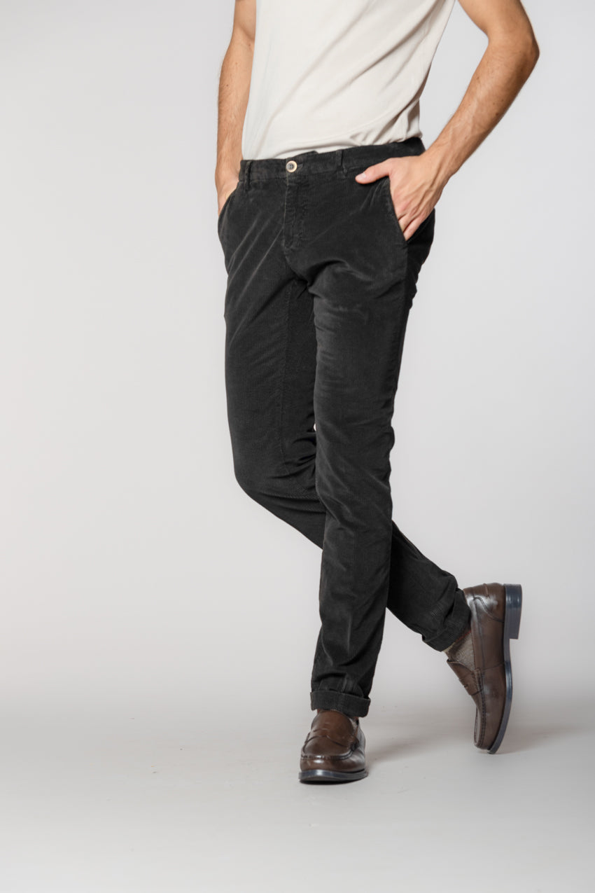 Milano Herren Chinohose aus 500-Linien-Velours extra slim fit