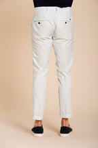 Milano pantalone chino uomo in gabardina stretch extra slim fit ①