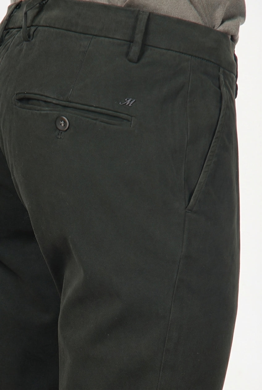 Milano pantalone chino uomo in gabardina stretch extra slim fit ①