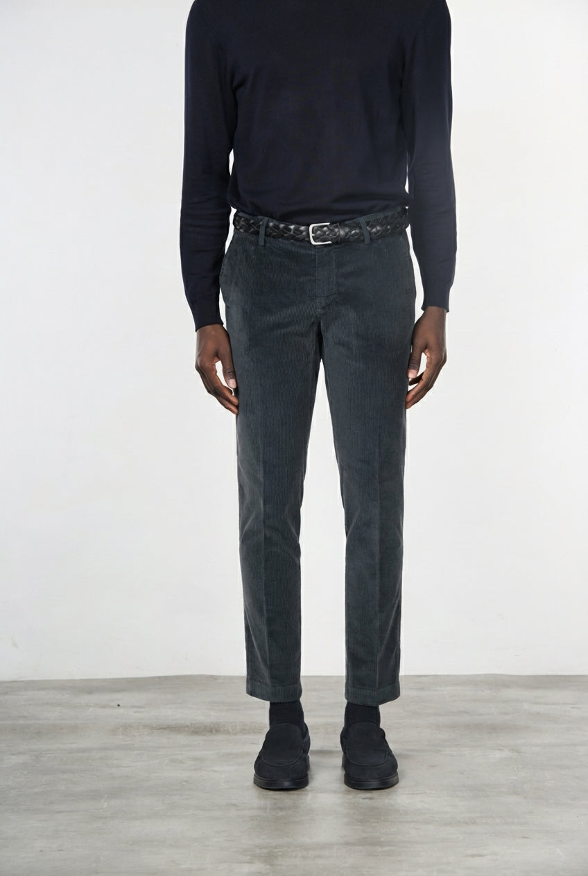 Milano Herren-Chino-Hose aus Samt, 500 Linien extra slim fit ①