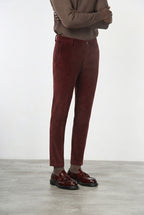 Milano Chinohose für Herren aus 500-Rippen-Samt mit extra slim fit ①
