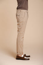 Osaka Herren Chino Hose in feiner Tricotine aus Baumwolle und Lyocell carrot fit