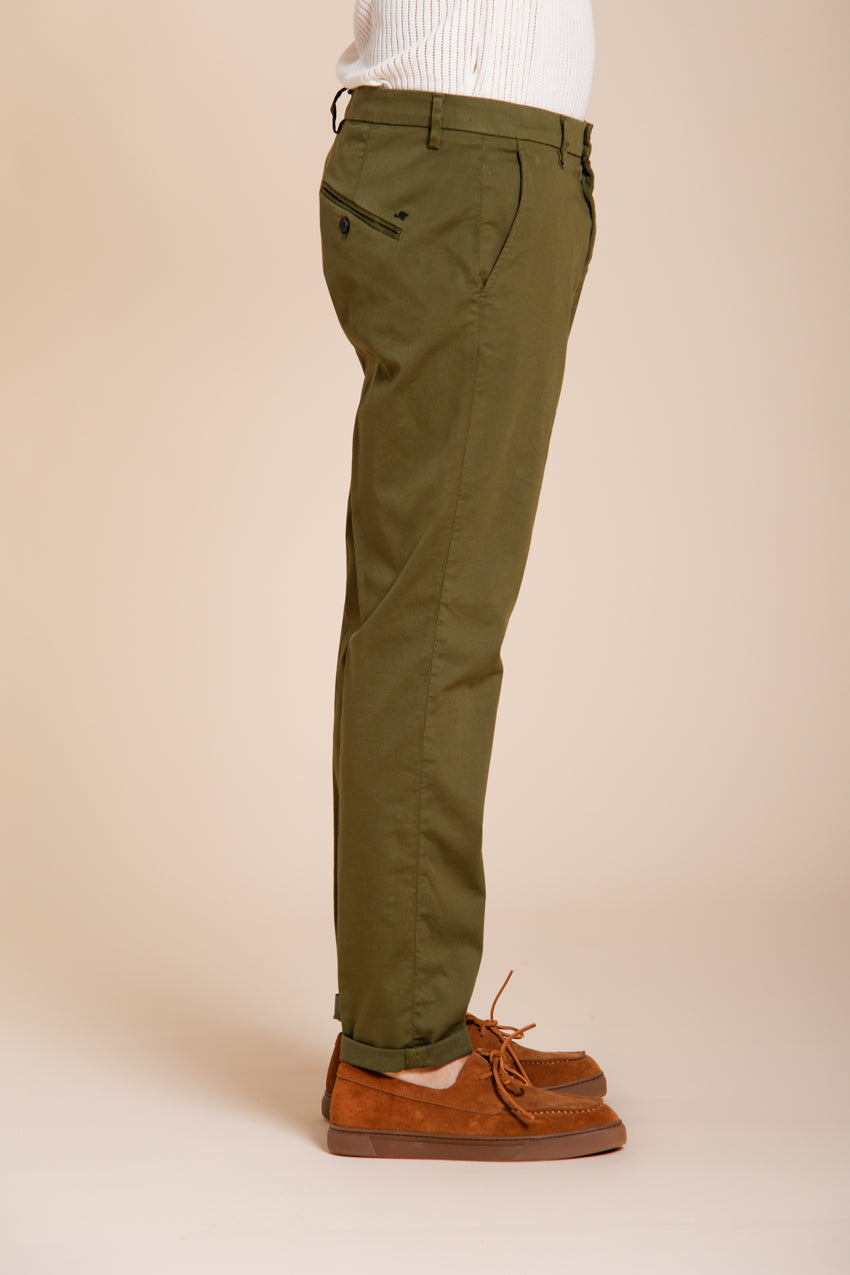 Osaka Hose Chino Herren aus feiner Baumwoll- und Lyocell-Trikotine carrot fit