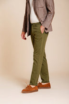 Osaka Herren Chinohose aus feiner Baumwoll- und Lyocell-Trikotgewebe carrot fit