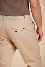 Osaka Herren Chino Hose in feiner Tricotine aus Baumwolle und Lyocell carrot fit
