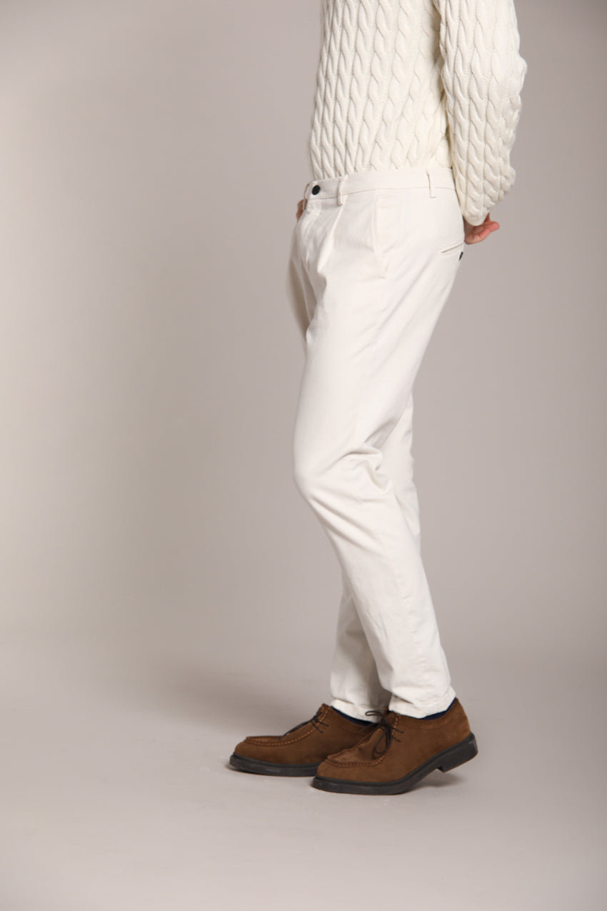 Foto 5 Osaka 1 Pinces pantaloni chino uomo in cotone lana carrot fit