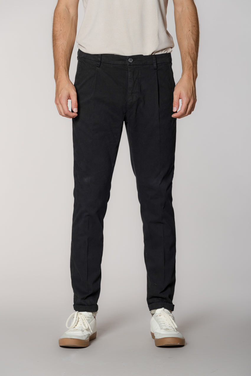 Osaka 1 Pinces Herren Chinohose aus Baumwolle-Seide Carrot Fit