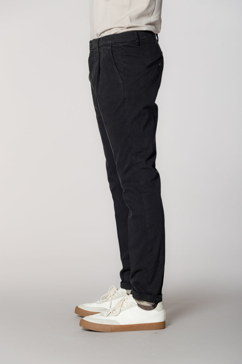Osaka 1 Pinces pantaloni chino uomo in cotone seta carrot fit