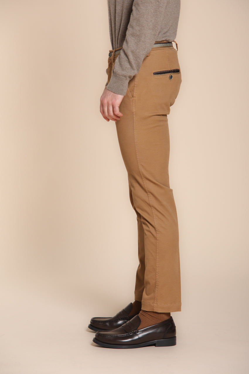 Foto 4 Torino Winter pantalone chino uomo in gabardina stretch slim fit