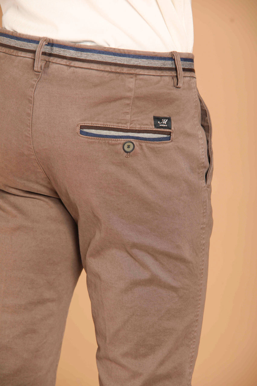 immagine 3 di pantalone chino uomo modello Torino Winter in gabardina di colore cacao, fit slim di Mason's