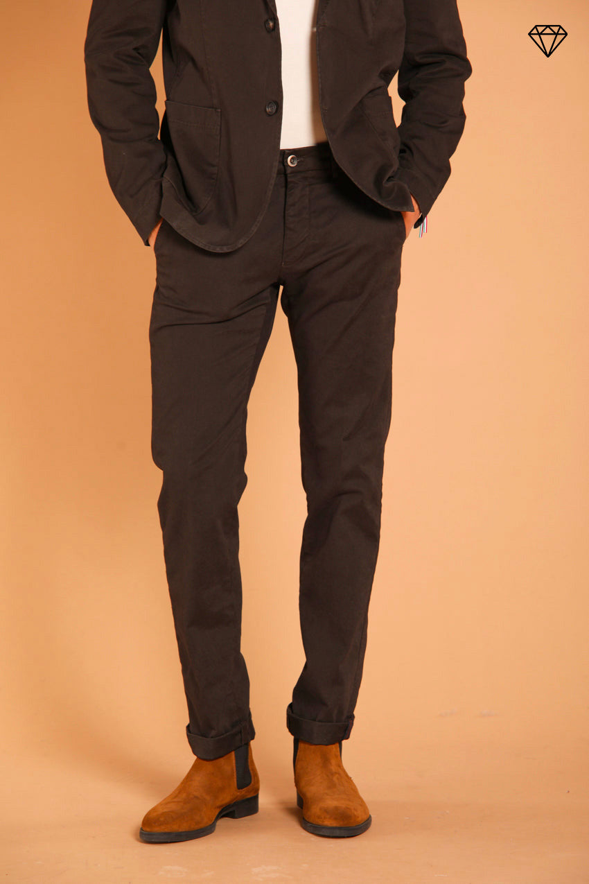 Torino pantalone chino uomo in gabardina slim fit ①