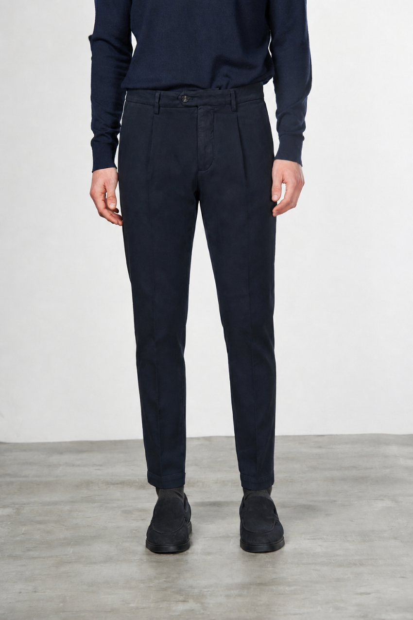 Torino 1 Pinces Flex Chinohose für Herren aus Baumwoll- und Cashmere-Twill mit slim fit