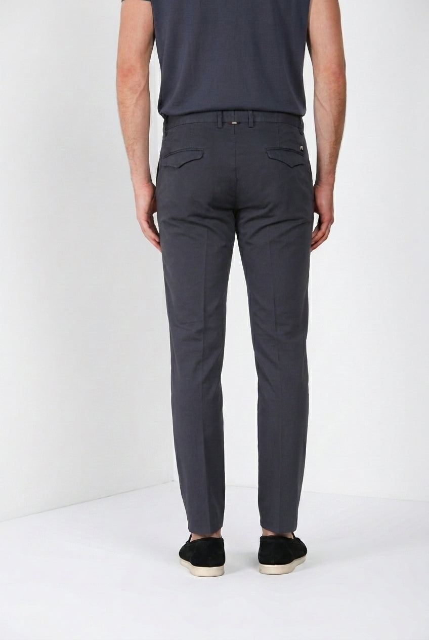 Torino City Icon Flex Hose Chino Herren aus Stretch-Baumwoll- und Leinen-Cavallery slim fit