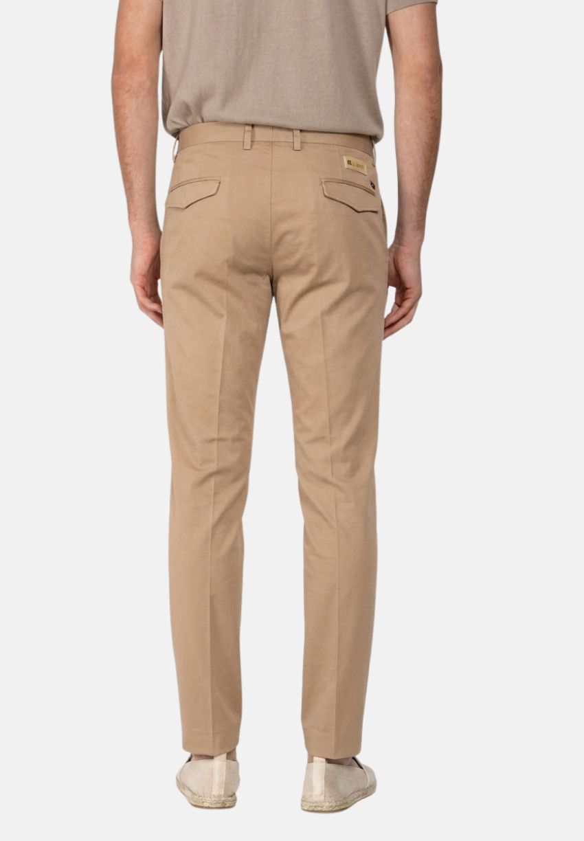 Torino City Hose Chino Herren aus Satin von Baumwolle und Seide slim fit
