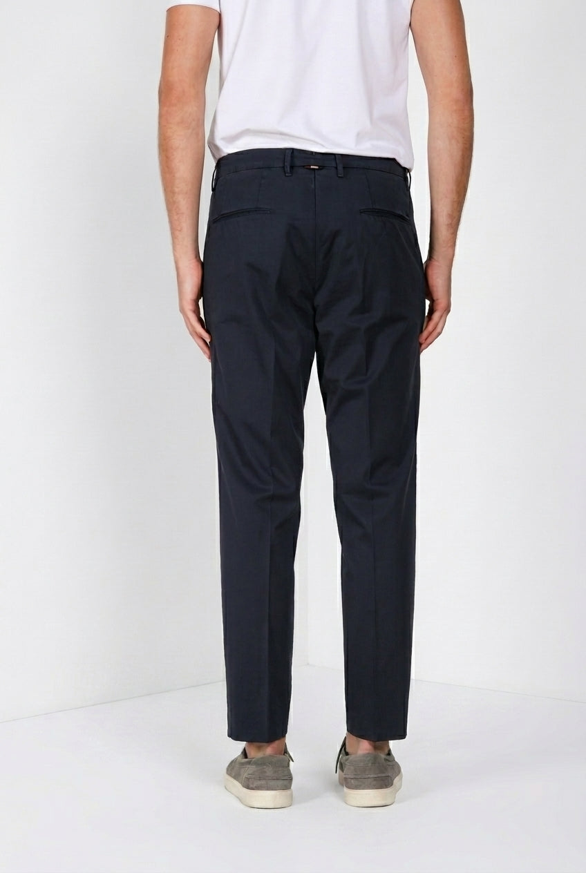 Boston Hose Chino Herren aus leichtem Stretch-Twill relaxed fit