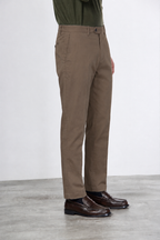 Paris pantalone chino uomo in gabardina cotone e lana carrot fit