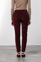 New York Slim pantalone chino donna in velluto a costa grande slim fit ①