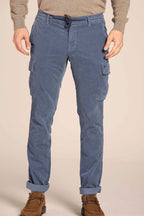 Foto 1 cargo jogger uomo modello Chile colore azzurro scuro, fit extra slim 