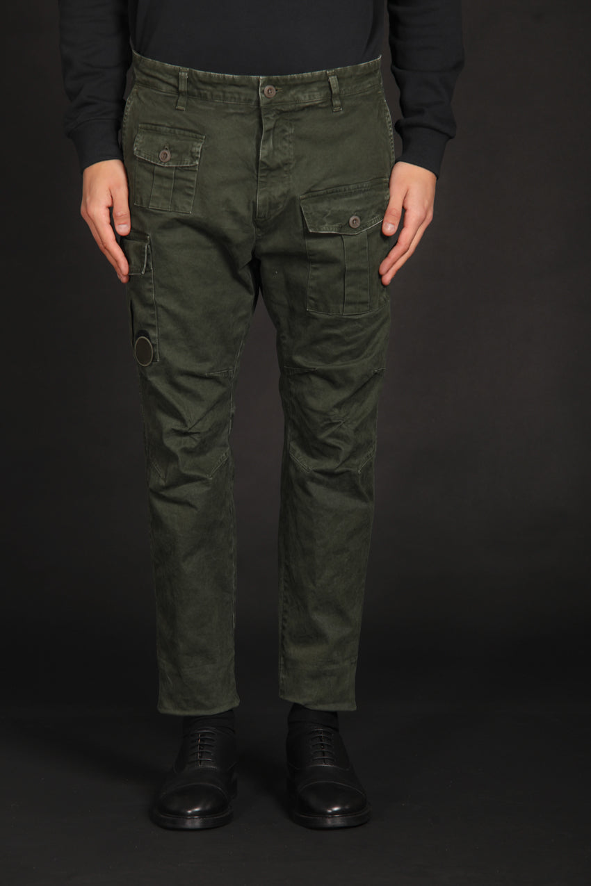 immagine 1 di pantalone cargo uomo modello George Coolpocket in verde carrot fit di Mason's