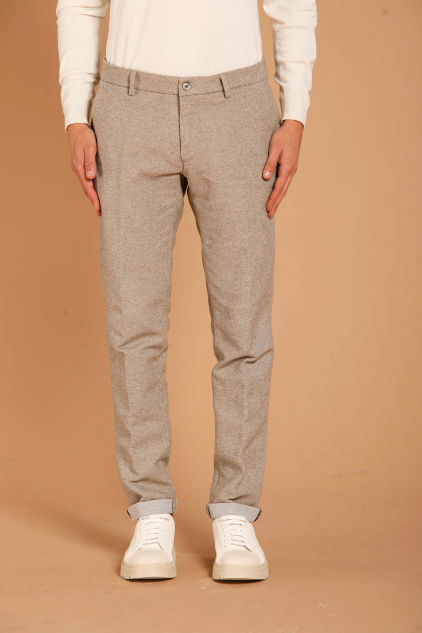 immagine 1 di pantalone chino uomo modello Milano Style, color ghiaccio, fit extra slim di Mason's