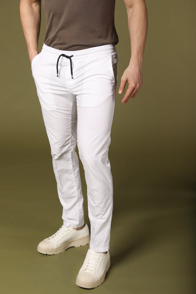 Bild 1 von Herren-Chino-Jogger, Modell New York Sack in Weiß, Regular-Fit von Mason's