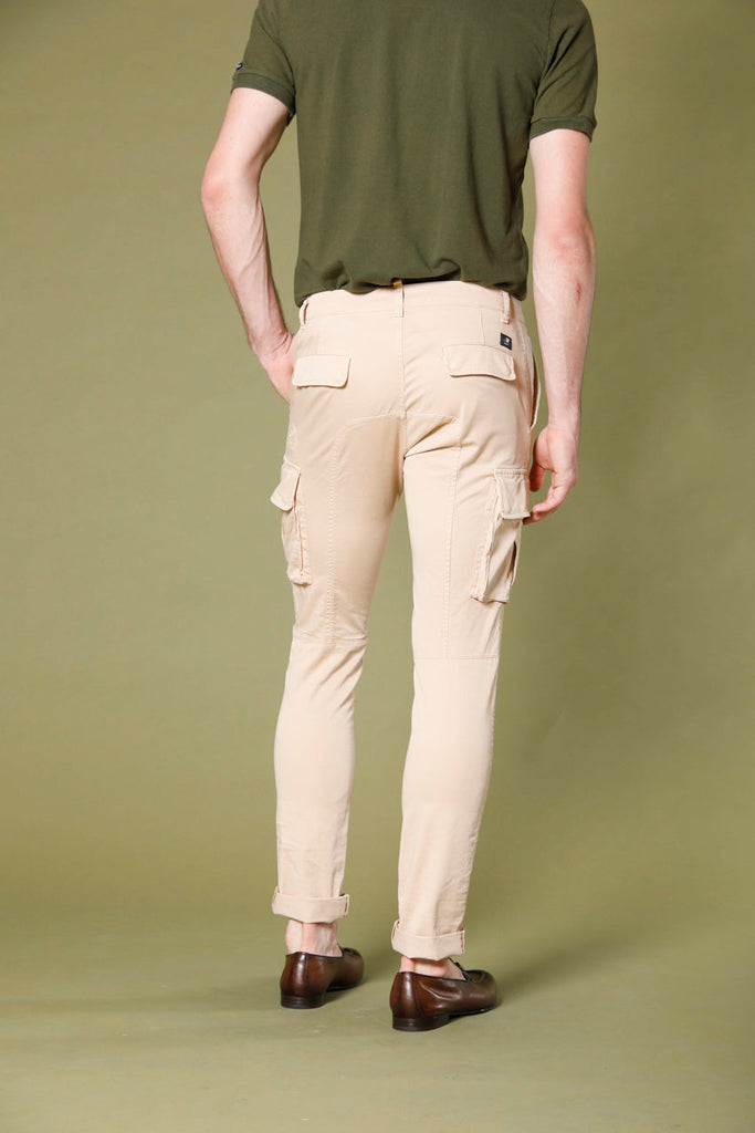 immagine 4 di pantalone cargo uomo in cotone modello Chile colore kaki scuro extra slim di Mason's