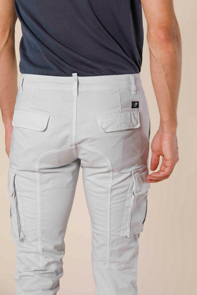 immagine 3 di pantalone cargo uomo in cotone modello Chile colore grigio chiaro extra slim di Mason's
