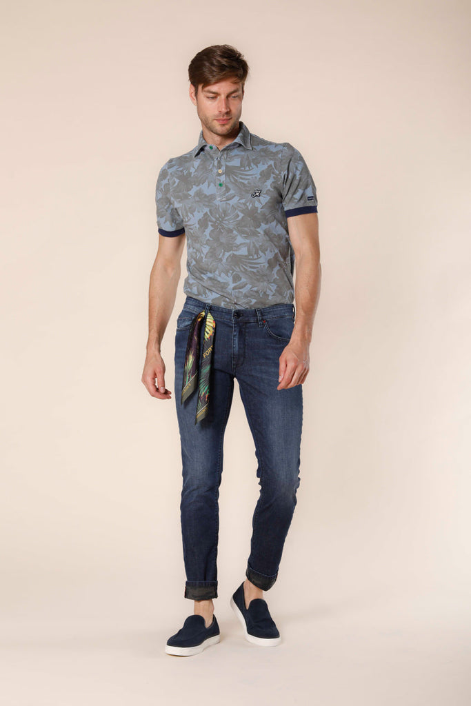 immagine 3 di pantalone uomo in denim stretch pattern mimetico modello harris 5 tasche colore blu navy slim fit di Mason's 