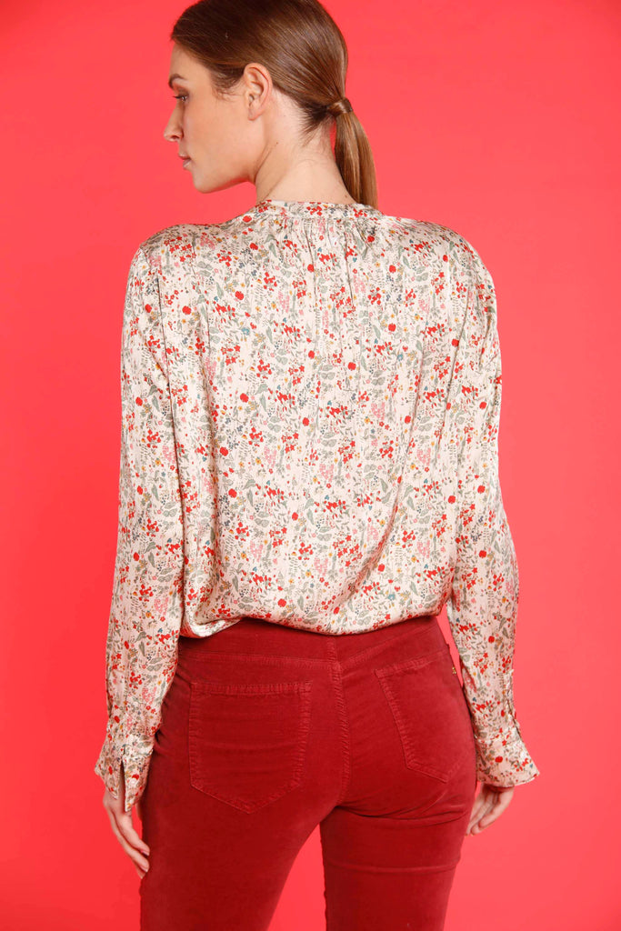 Immagine 5 di camicia donna in viscosa color ghiaccio con pattern fiori e nastro modello Adele Bow di Mason's