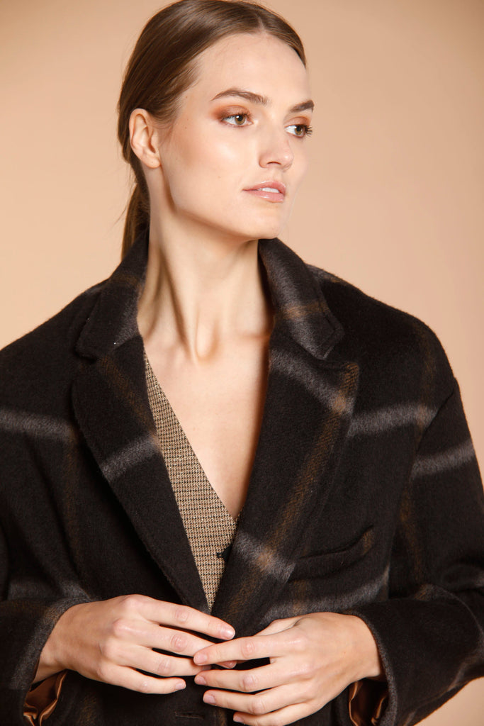 Immagine 2 di cappotto donna modello Isabel Coat in panno di lana pattern quadro grande colore marrone di Mason's 