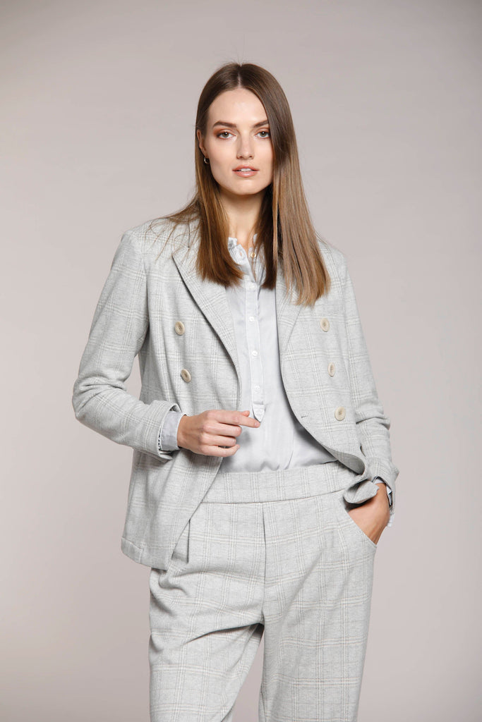 Immagine 4 di blazer doppio petto da donna in jersey, con pattern galles, colore grigio chiaro, modello Caroline di Mason's