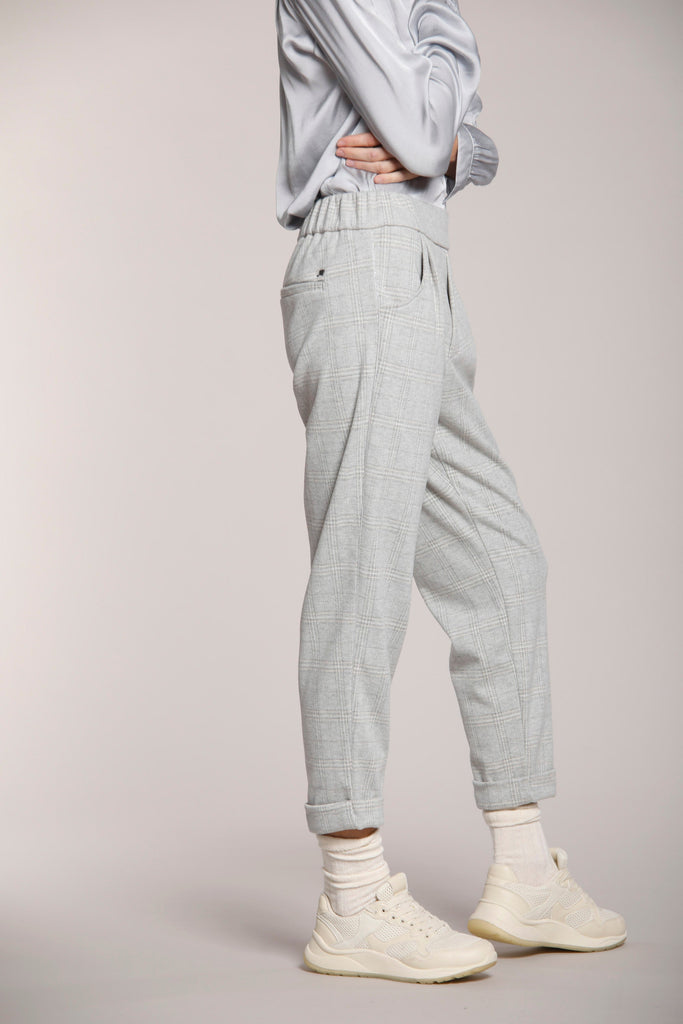 Immagine 4 di pantalone chino donna in jersey, con pattern galles, colore grgio chiaro, modello Easy Jogger di Mason's