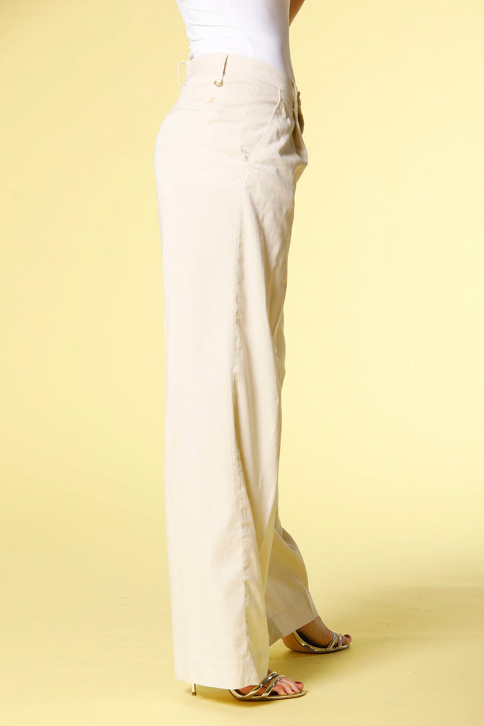 Immagine 3 di pantalone chino donna in tencel color burro modello NY Wide Pinces di Mason's