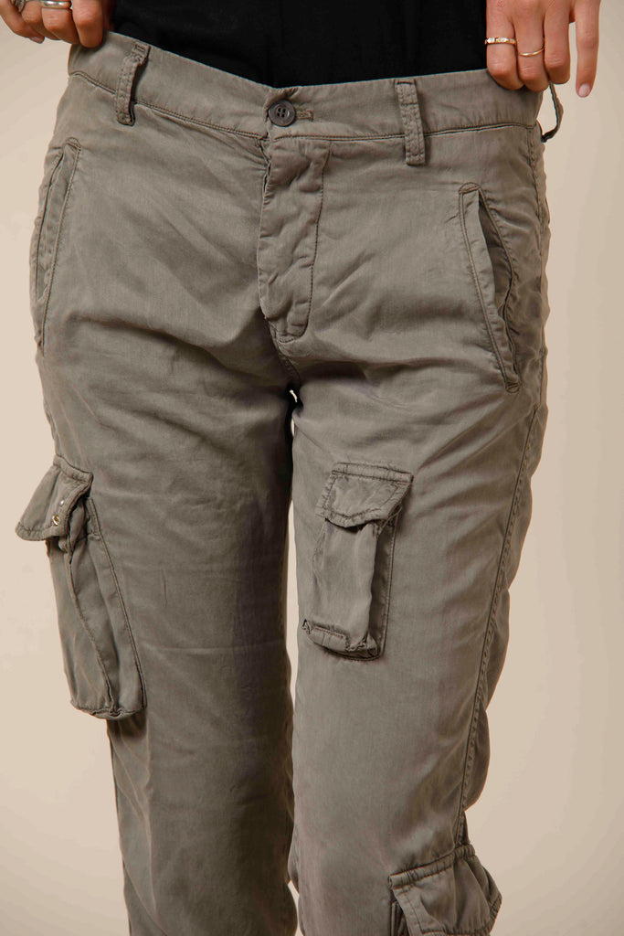 Asia Snake Cargo-Hose aus Tencel mit Druckknöpfen