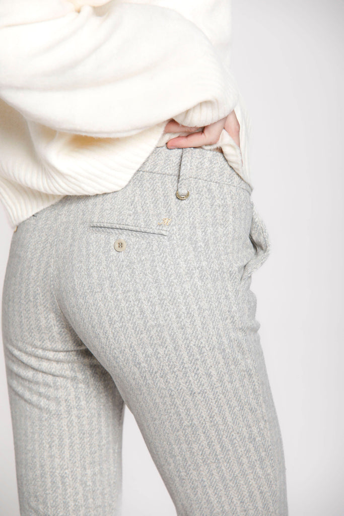 Immagine 6 di pantalone chino donna in jersey, pattern resca, colore grigio chiaro, modello New York Slim di Mason's