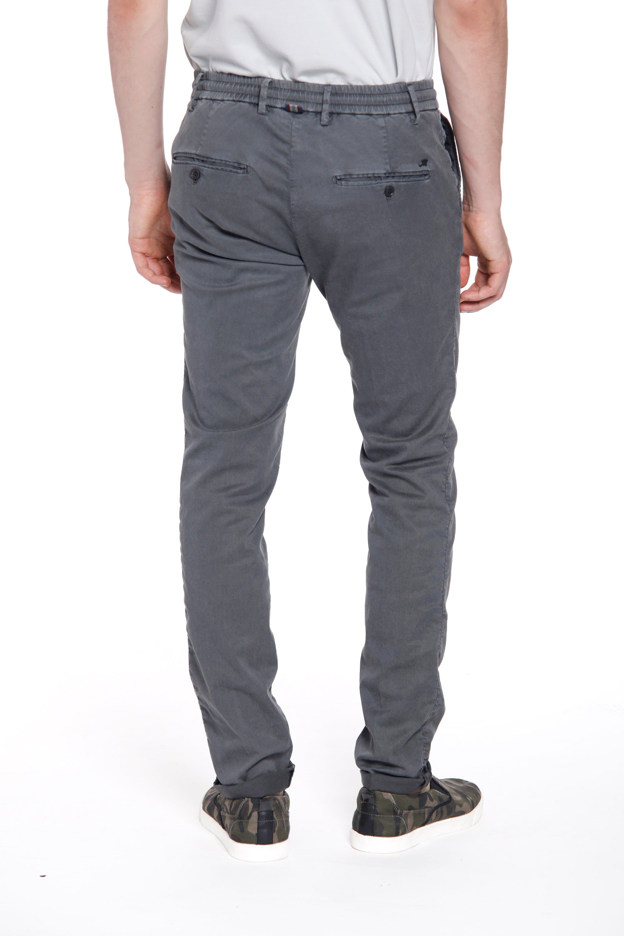 Milano Jogger pantalone chino jogger uomo in cotone e tencel extra slim fit