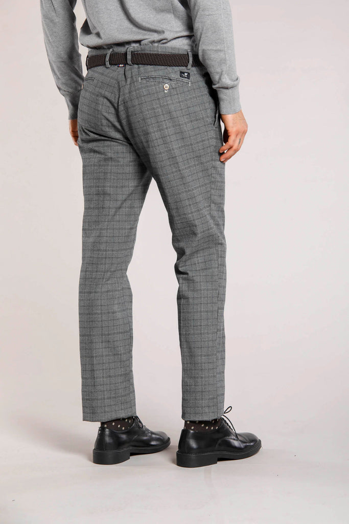 New York Herren-Chinohose aus gewaschenem grau-schwarzem Baumwoll-Tweed in Regular Fit
