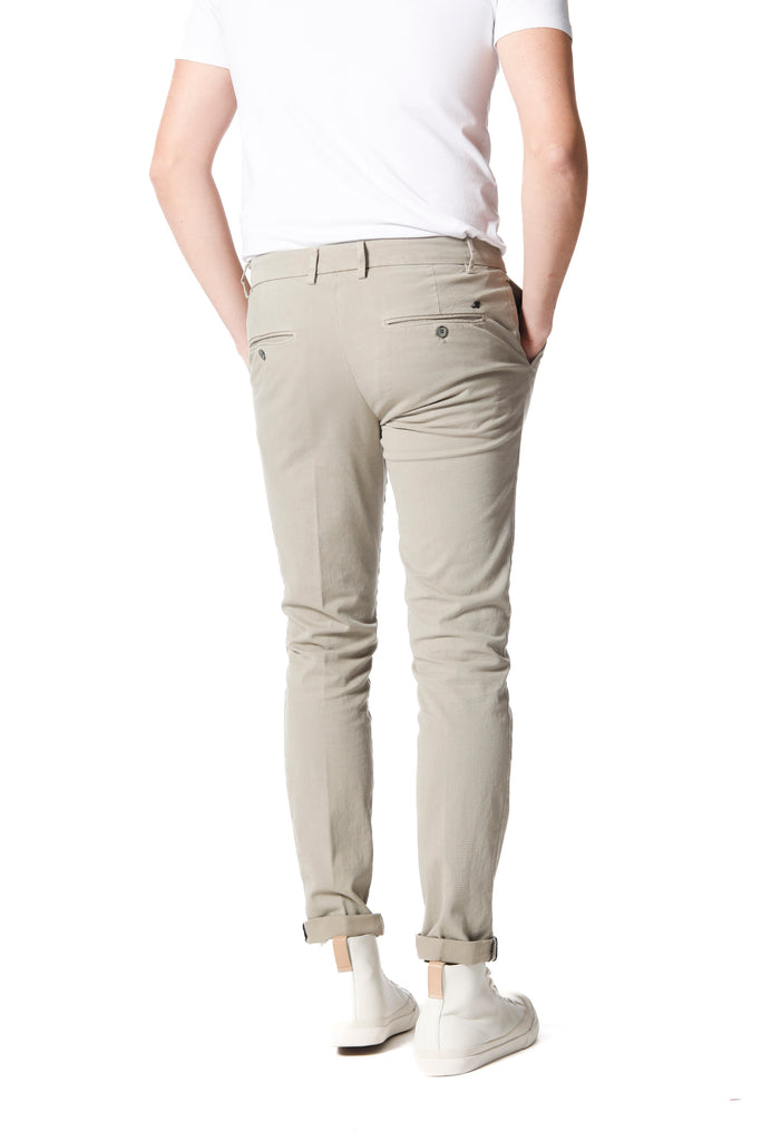 Milano Style - Herren-Chinohose aus Jacquardgewebe, extra slim Passform