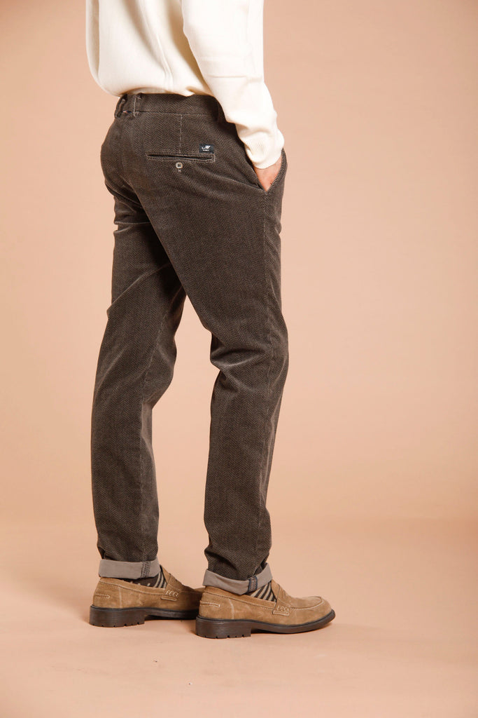 Torino Style Herren Chino Hose aus Samt mit resca Muster Slim Fit