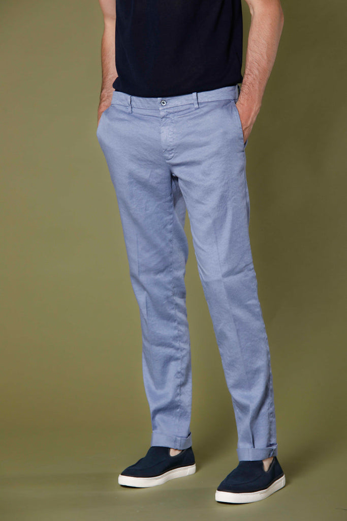 Immagine 5 di pantalone chino uomo in lino e twill di cotone azzurro modello New York di Mason's